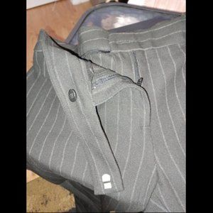 Taglia Womens Navy pin stripe slacks GUC Flat Front Pockets Belt Loops